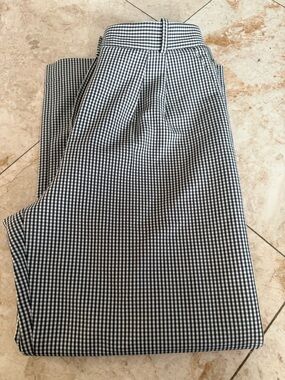 Abercrombie & Fitch Black and White Gingham Pants